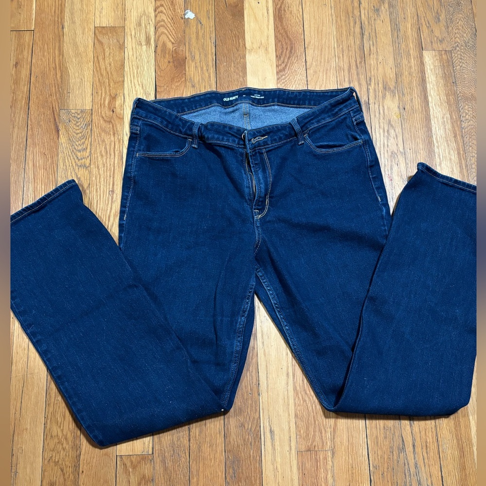 Old Navy Mid-Rise Bootcut Jeans